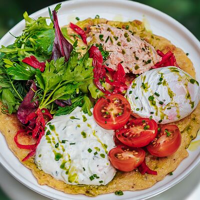 Рёшти с риетом из лосося и дзадзыки в APOLLO по цене 699 ₽