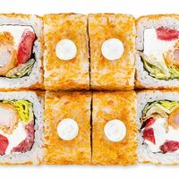 Цезарь ролл с креветкой в Белый рис