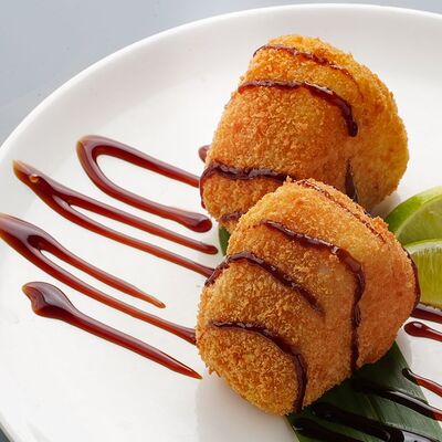 Онигири Темпура с лососем в Том Ям по цене 340 ₽