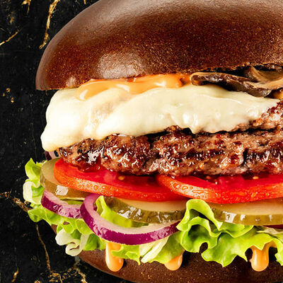 Бургер Грибной Black Angus двойной в Black Star Burger по цене 820 ₽