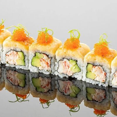 Запеченный ролл с крабом в YAMAKASI DZEN SUSHI по цене 1289 ₽