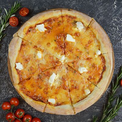 Пицца 4 сыра в Шашлык City по цене 720 ₽