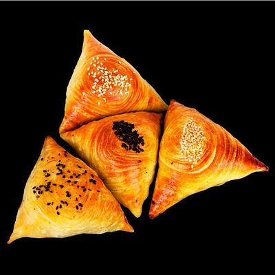 Самса с баранинойв Шаурма 24 по цене 165 ₽