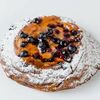 Слойка с черной смородиной в Волконский по цене 390