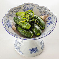 Огурцы малосольные в Обломов