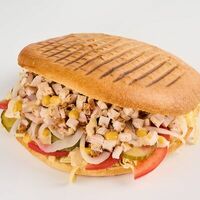 С фалафелем в лепешке в Mydoner