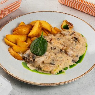 Скалопини из курицы в iL Патио по цене 675 ₽