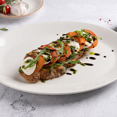 Брускетта с моцареллой в Kitchen по цене 410