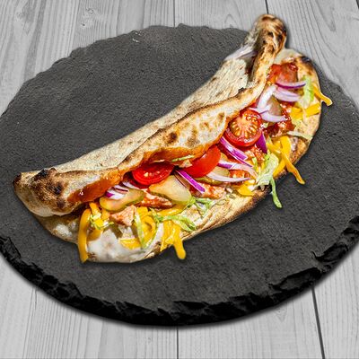 Сэндвич с цыплёнком (26 см) в Кухни Мира по цене 480 ₽