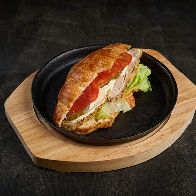 Круассан Цезарь 1 шт Д в Gp на фарше по цене 285 ₽