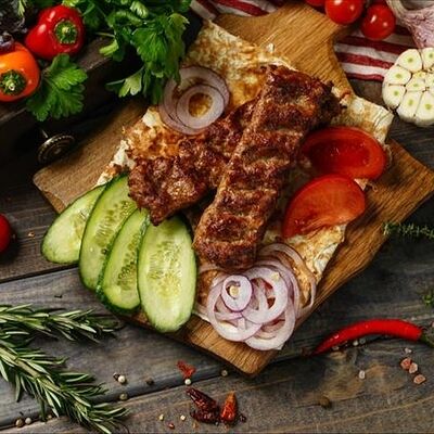 Люля из говядины в Три хинкали&Шашлык по цене 560 ₽
