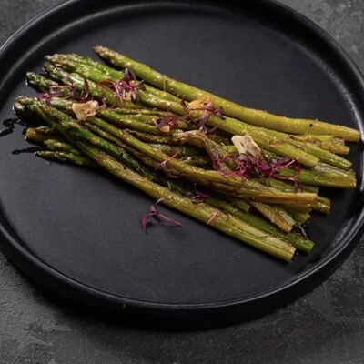 Спаржа на гриле в Пламя и Вино по цене 550 ₽