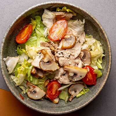 Салат Е в Eedaa по цене 350 ₽