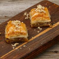 Пахлава с грецким орехом в Бардак