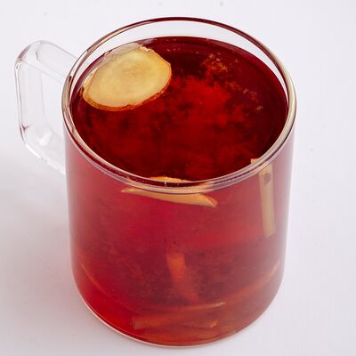 Имбирный чай со смородиной в Coffee Machine по цене 350 ₽