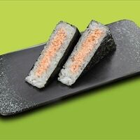 Онигири со снежным крабом в О! Суши