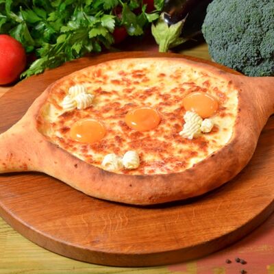 Хачапури по-аджарски L в АйДаБаран по цене 1100 ₽