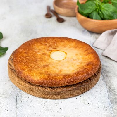 Пирог осетинский с сыром в У Палыча. С пылу, с жару! по цене 248 ₽