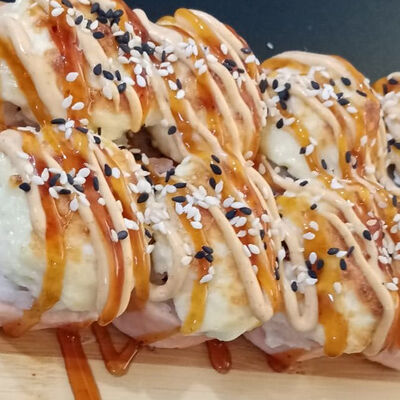 Сайгон маки-лосось в МоуSamurai по цене 600 ₽