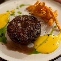 Бифштекс с хрустящим бататом в Le Grill