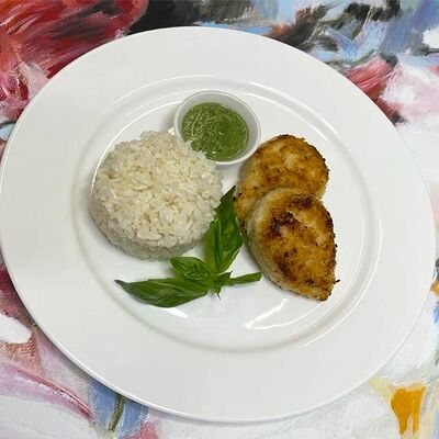 Рыбные котлеты из лосося и трески в Wine room gallery по цене 790 ₽