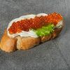 Брускетта с красной икрой в Brusketta.pro по цене 402