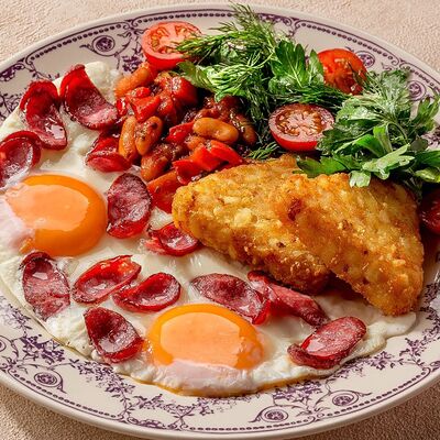 Глазунья с хэшбрауном в Софи и Аннабель по цене 545 ₽