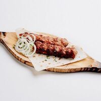 Люля-кебаб из баранины в Абу-Даби