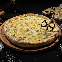 Четыре сыра в Two Pizzas