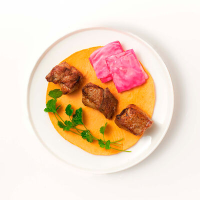 Шашлык из курицы в Saperavi Cafe по цене 649 ₽