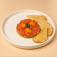 Тар тар из лосося с гуакамоле в SCAT