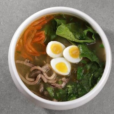 Зеленый борщ с говяжьим языком в 321 Club by Novikov по цене 630