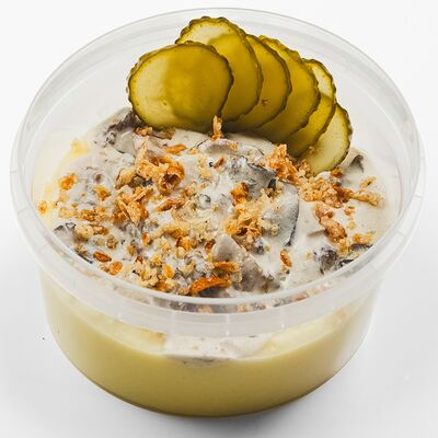 Бефстроганов с картофельным пюре в Traveler's Coffee по цене 639 ₽