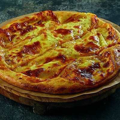 Хачапури с копченым сыром сулугуни в ЛарисуВаннуХочу по цене 590