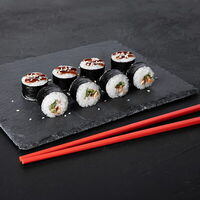 Ролл с угрём в Sushiman