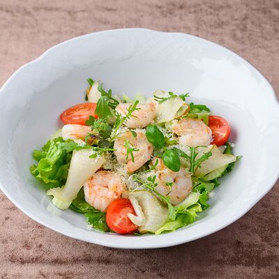 Салат с креветкой, сельдереем и грушей в Chento по цене 610 ₽