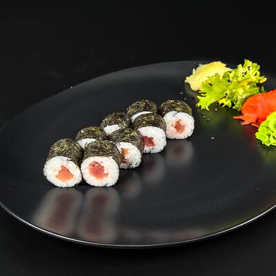 Маки ролл с тунцом в Sushi venamam по цене 460 ₽