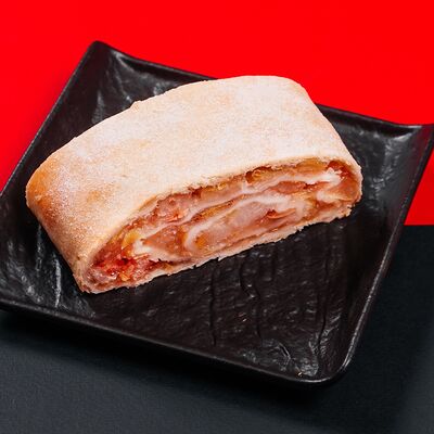 Грушевый штрудель в Umami по цене 250 ₽