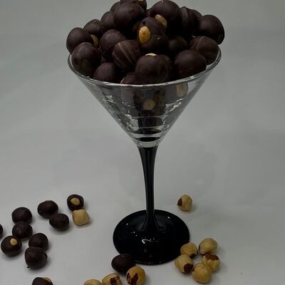 Фундук с бельгийским шоколадом в Mindal store&cafe по цене 500 ₽