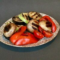 Овощи гриль в Трибуна