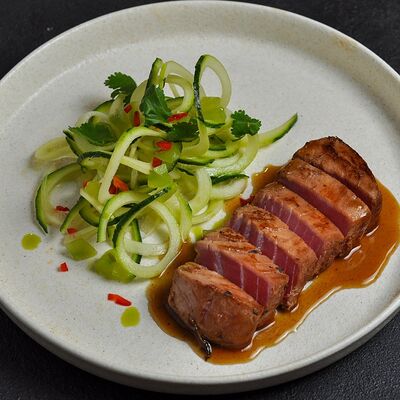 Стей из тунца в Pro Azia по цене 890 ₽