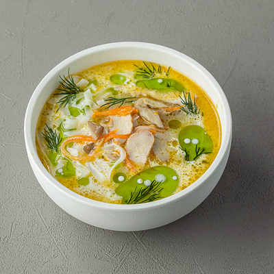 Куриный суп с вешенками, имбирем и укропным маслом в Диккенс по цене 490 ₽