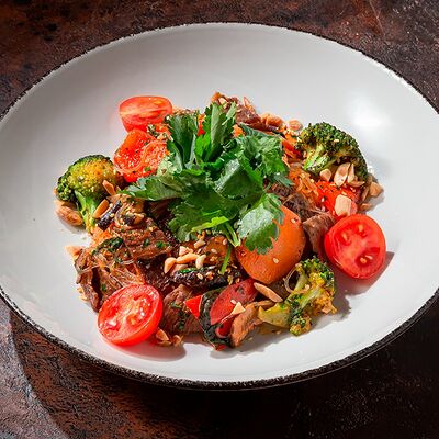 Пад-тай в UMI Asian kitchen & bar по цене 860 ₽