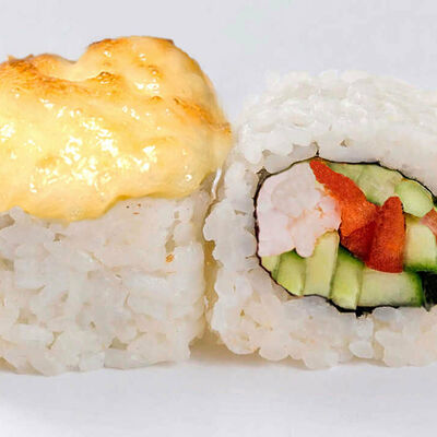 Запеченный Эби ролл в Bento суши по цене 608 ₽