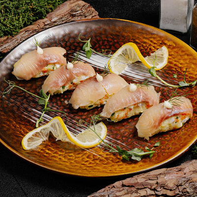 Мимоза с речной форелью в Реконструкция по цене 470 ₽