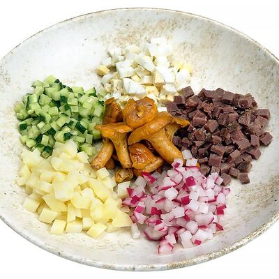 Окрошка с лисичками в Золотая вобла по цене 650 ₽