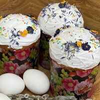 Пасхальный кулич праздничный с изюмомв Пышнотесто