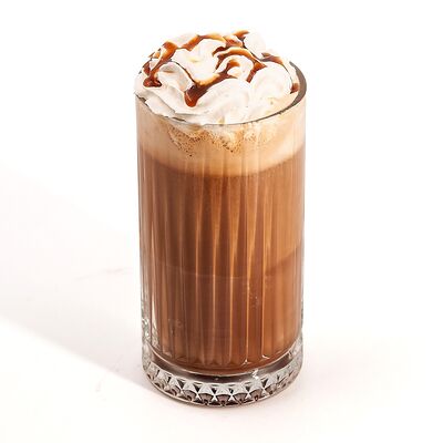 Американо с молочно-ирисовой карамелью в Кофейня Кофеинка по цене 475 ₽