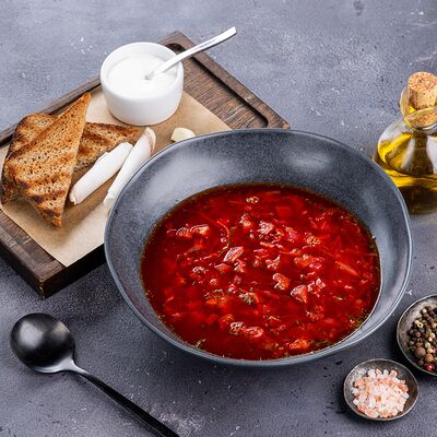 Борщ с телятиной в Encore Cafe по цене 960 ₽