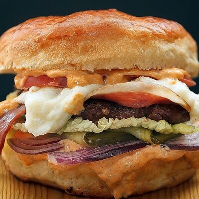 Бургер фирменный в Кэйго доставка по цене 490 ₽